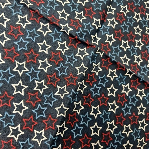 Fabric fat quarter Hemmed Bandana red white and blue stars on Navy  22.5 in - Picture 3 of 5